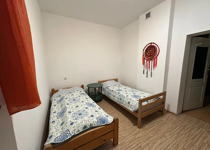 Pod Kasztanem ויסלאו